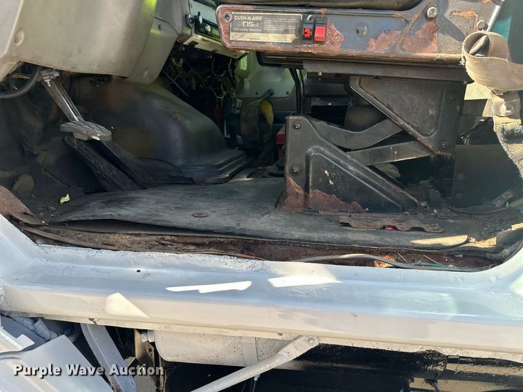 image for item MQ9509 1998 Ford  Louisville roll-off container truck