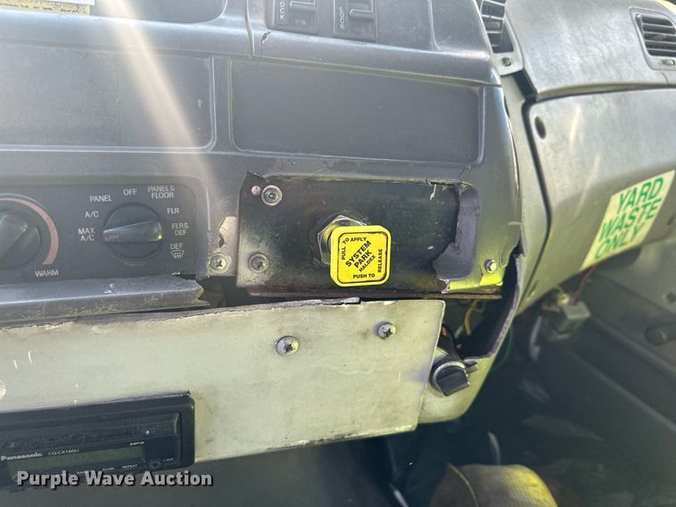 image for item MQ9509 1998 Ford  Louisville roll-off container truck