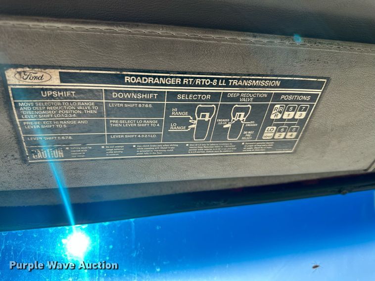 image for item MQ9509 1998 Ford  Louisville roll-off container truck