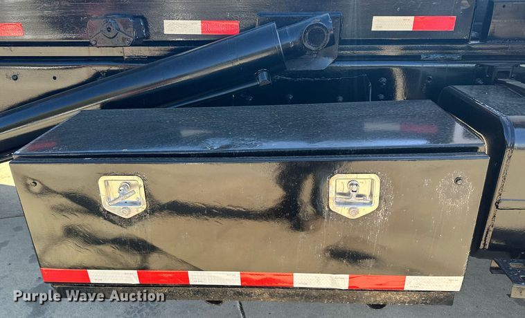 image for item MQ9509 1998 Ford  Louisville roll-off container truck