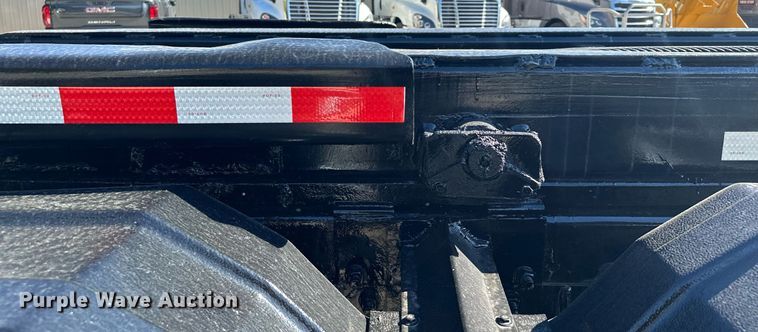 image for item MQ9509 1998 Ford  Louisville roll-off container truck