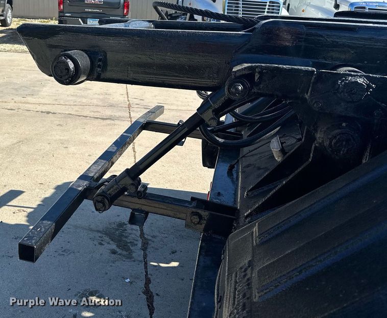 image for item MQ9509 1998 Ford  Louisville roll-off container truck