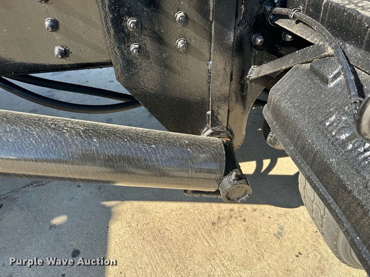 image for item MQ9509 1998 Ford  Louisville roll-off container truck