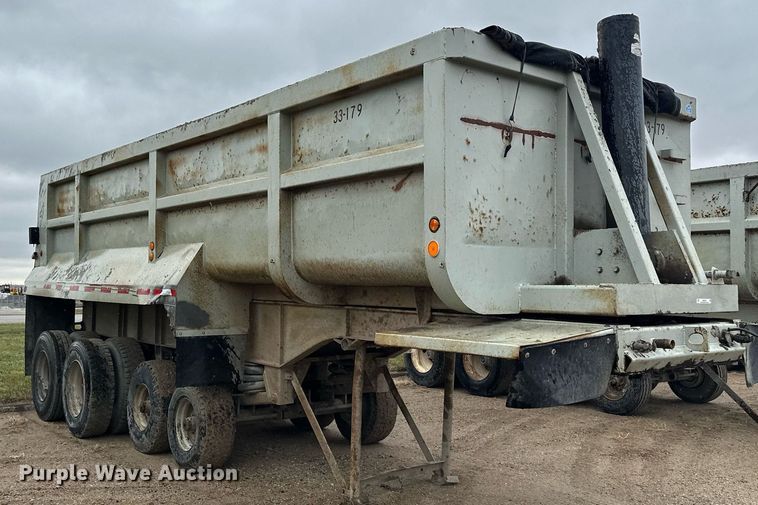 image for item MQ9513 1988 CMC  end dump trailer