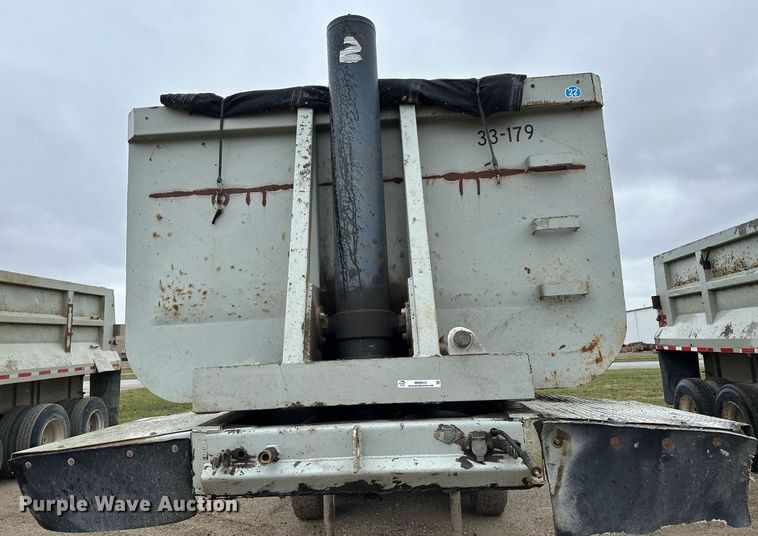 image for item MQ9513 1988 CMC  end dump trailer