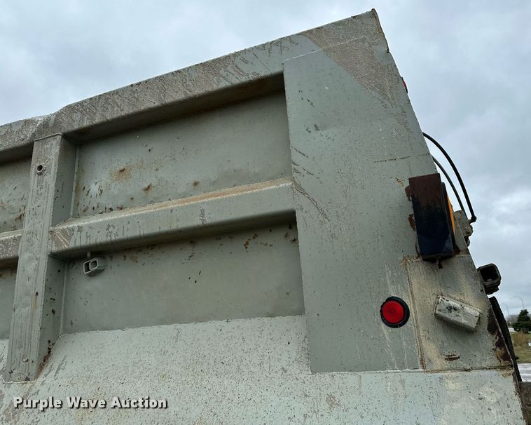 image for item MQ9513 1988 CMC  end dump trailer