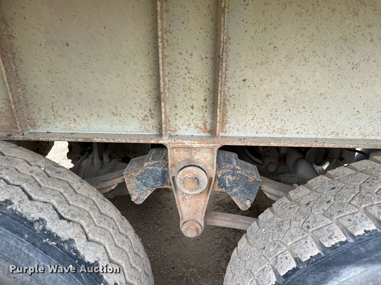 image for item MQ9513 1988 CMC  end dump trailer