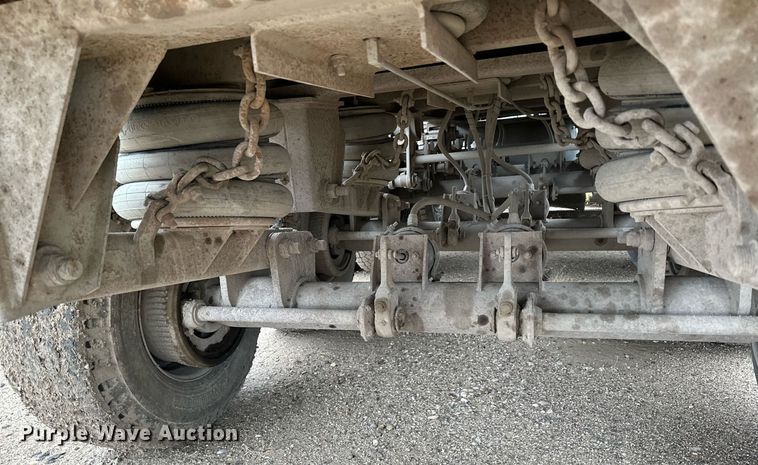 image for item MQ9513 1988 CMC  end dump trailer
