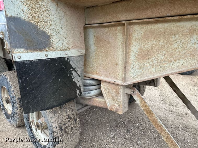 image for item MQ9513 1988 CMC  end dump trailer