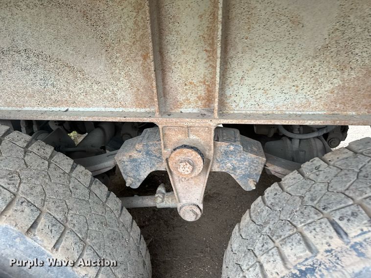 image for item MQ9513 1988 CMC  end dump trailer