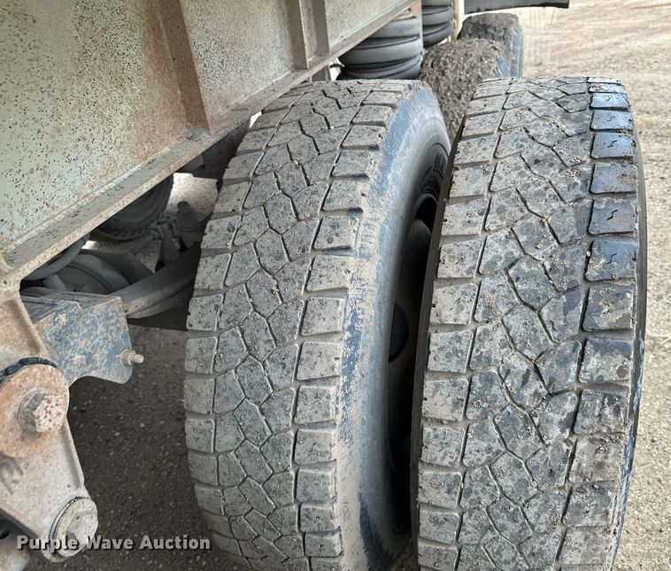 image for item MQ9513 1988 CMC  end dump trailer