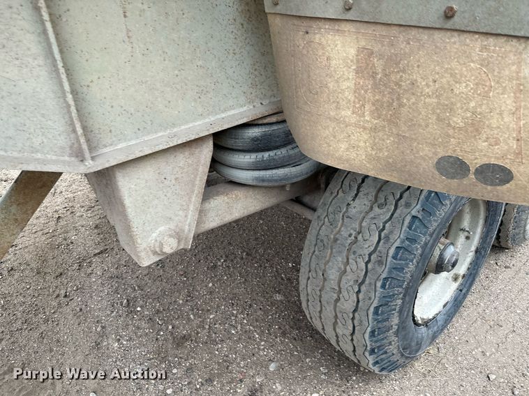 image for item MQ9514 1988 CMC  end dump trailer