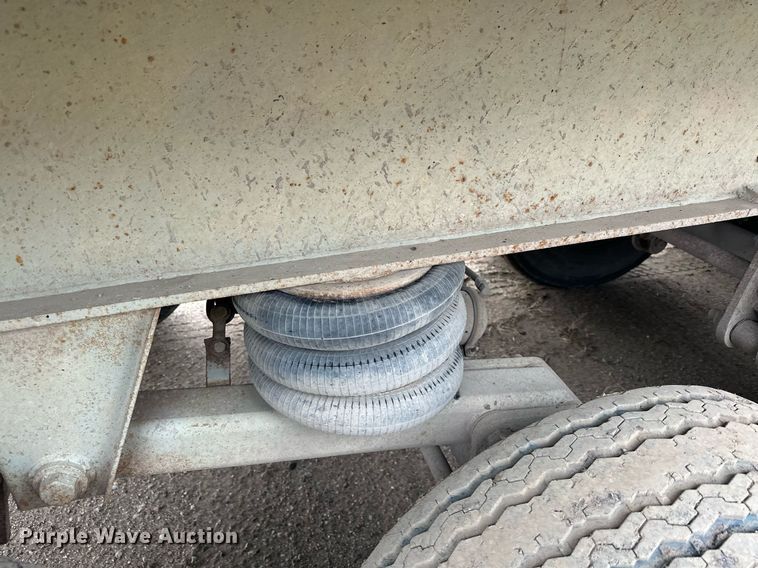 image for item MQ9514 1988 CMC  end dump trailer