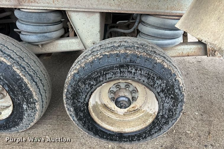 image for item MQ9514 1988 CMC  end dump trailer