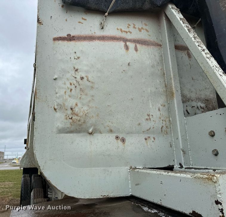 image for item MQ9516 1988 CMC  end dump trailer