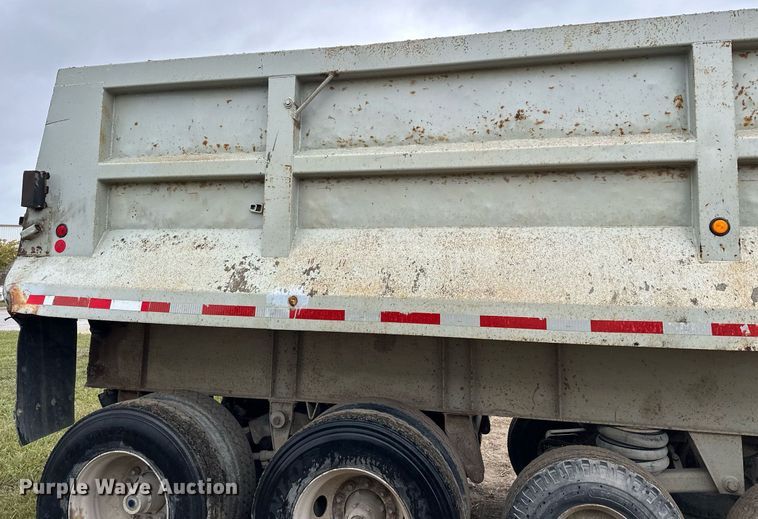 image for item MQ9516 1988 CMC  end dump trailer