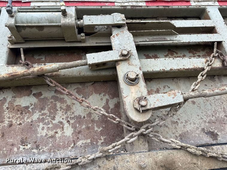 image for item MQ9516 1988 CMC  end dump trailer