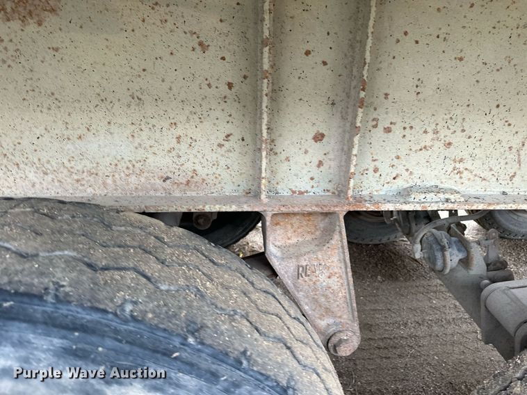 image for item MQ9516 1988 CMC  end dump trailer