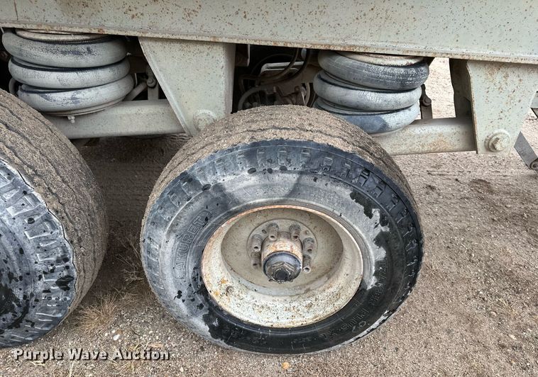 image for item MQ9516 1988 CMC  end dump trailer