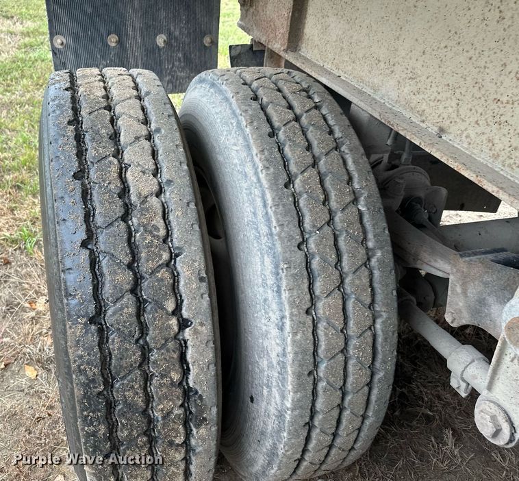 image for item MQ9516 1988 CMC  end dump trailer