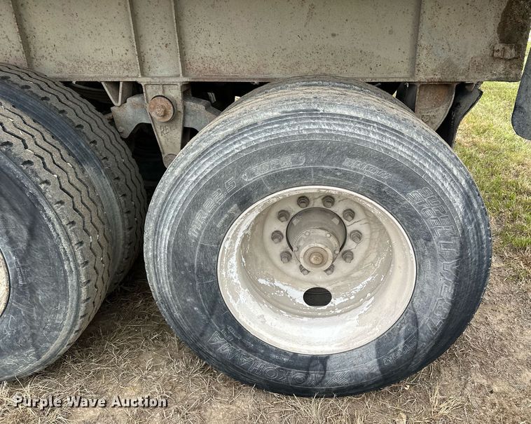 image for item MQ9516 1988 CMC  end dump trailer