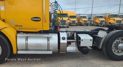 image for item MX9536 2019 Kenworth T680  semi truck