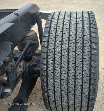 image for item MX9536 2019 Kenworth T680  semi truck