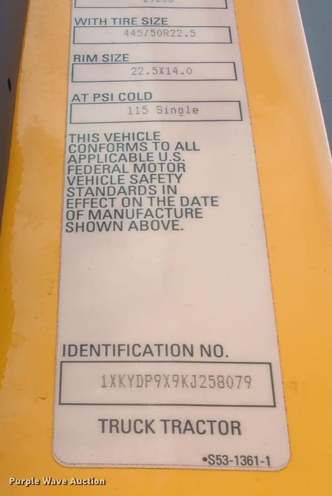 image for item MX9536 2019 Kenworth T680  semi truck