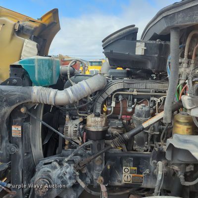 image for item MX9537 2020 Kenworth T680  semi truck