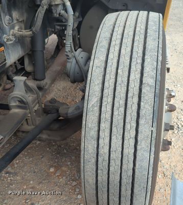 image for item MX9537 2020 Kenworth T680  semi truck