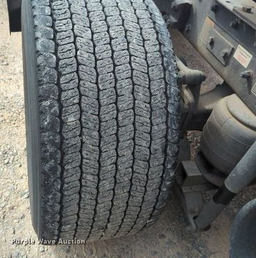 image for item MX9537 2020 Kenworth T680  semi truck