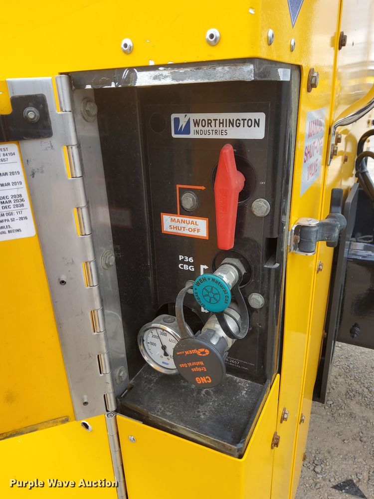 image for item MX9538 2020 Volvo VNL  semi truck