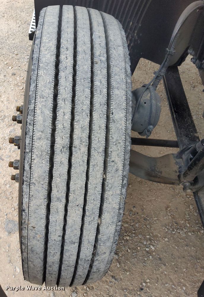 image for item MX9538 2020 Volvo VNL  semi truck