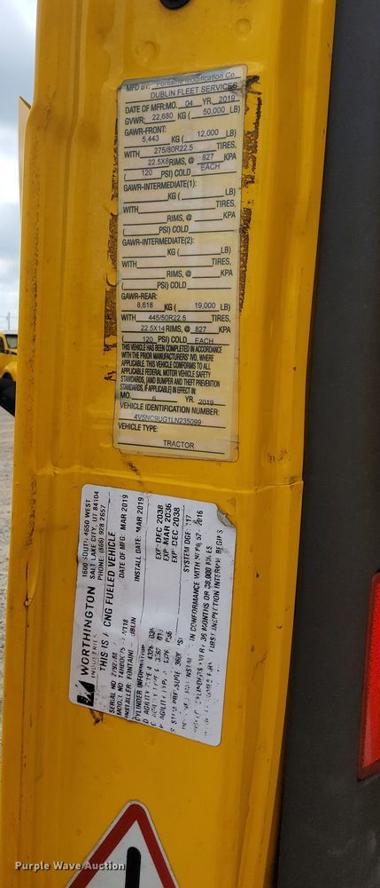 image for item MX9538 2020 Volvo VNL  semi truck