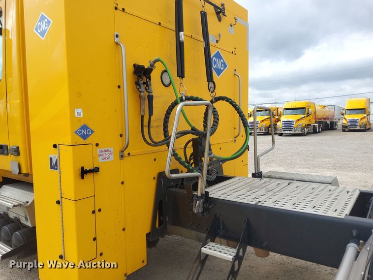 image for item MX9539 2020 Volvo VNL  semi truck