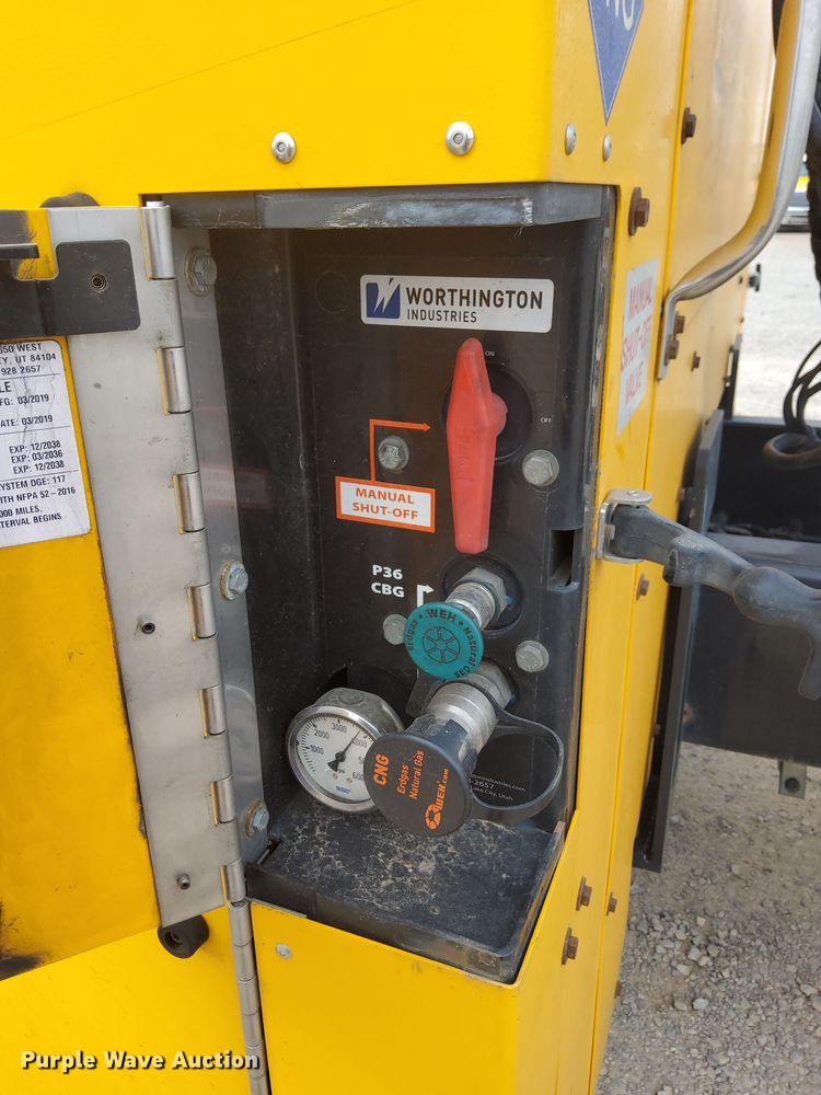 image for item MX9539 2020 Volvo VNL  semi truck