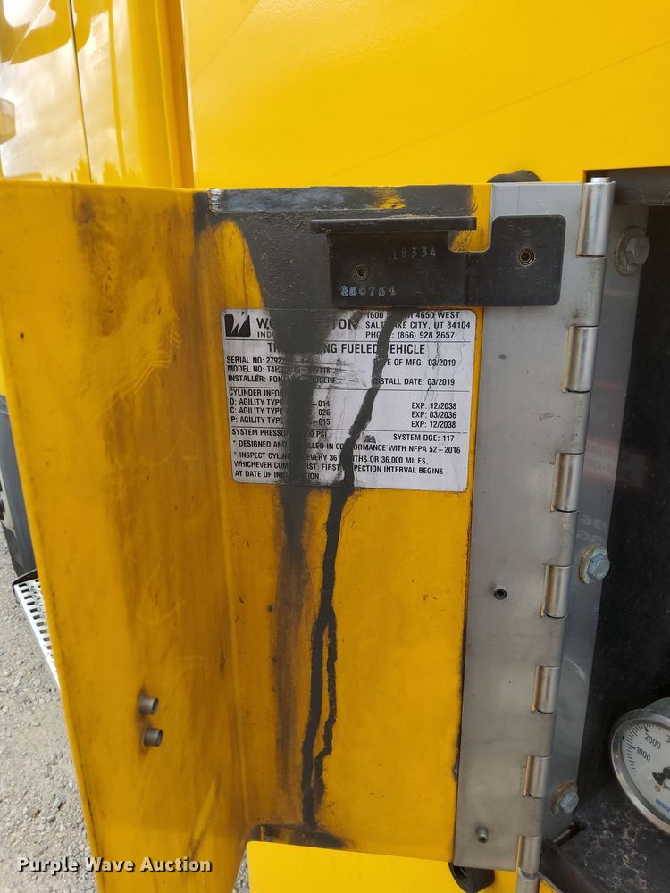 image for item MX9539 2020 Volvo VNL  semi truck