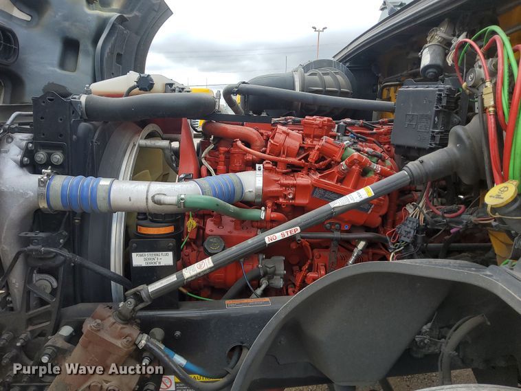 image for item MX9539 2020 Volvo VNL  semi truck