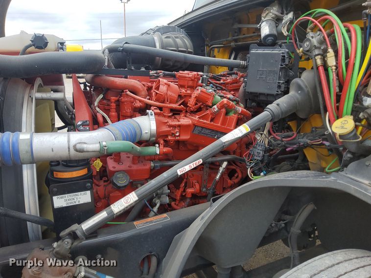 image for item MX9539 2020 Volvo VNL  semi truck