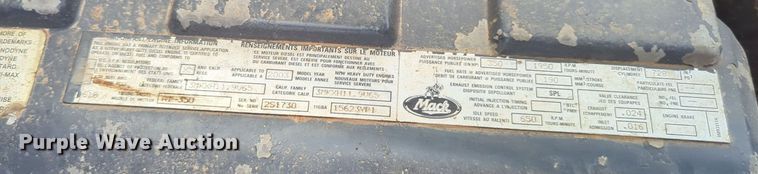 image for item MY9888 2003 Mack CV713  truck cab and chassis