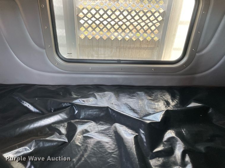 image for item NA9677 2012 Peterbilt 367  semi truck