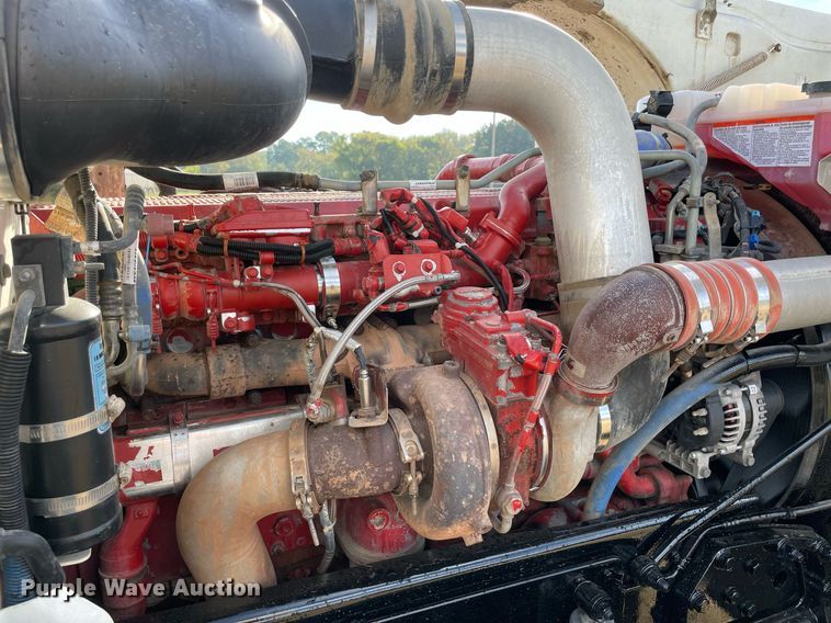 image for item NA9677 2012 Peterbilt 367  semi truck