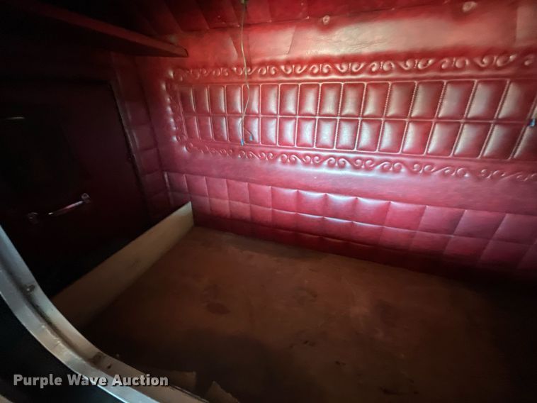 image for item NA9678 1978 Peterbilt 359  semi truck