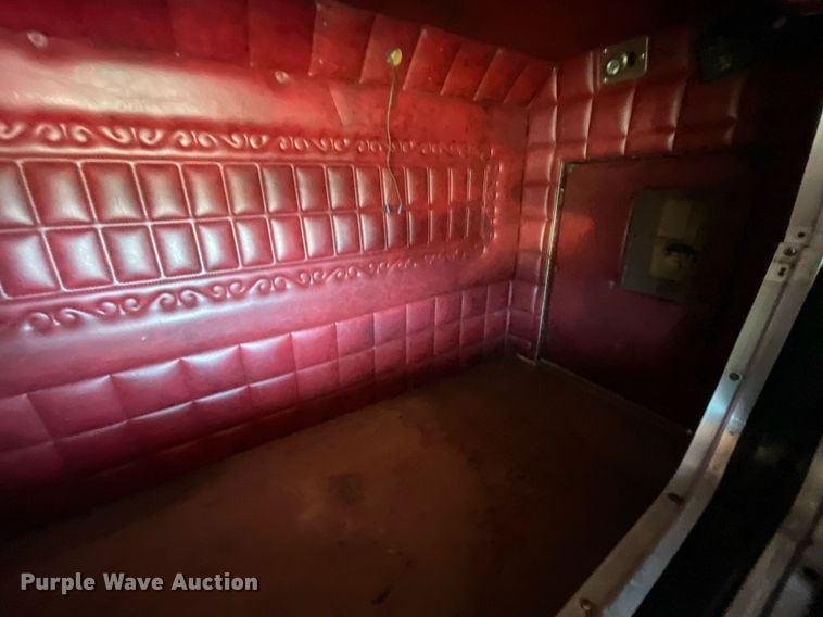 image for item NA9678 1978 Peterbilt 359  semi truck