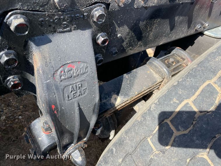 image for item NA9678 1978 Peterbilt 359  semi truck