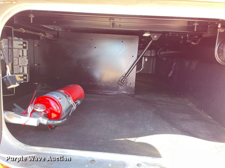 image for item NA9679 2020 Kenworth T880  semi truck