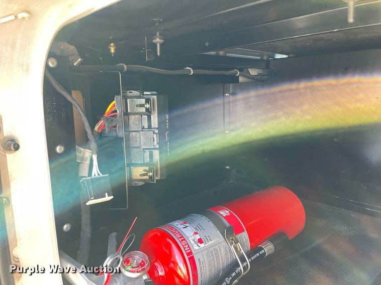 image for item NA9679 2020 Kenworth T880  semi truck