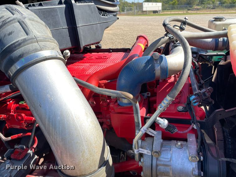 image for item NA9679 2020 Kenworth T880  semi truck