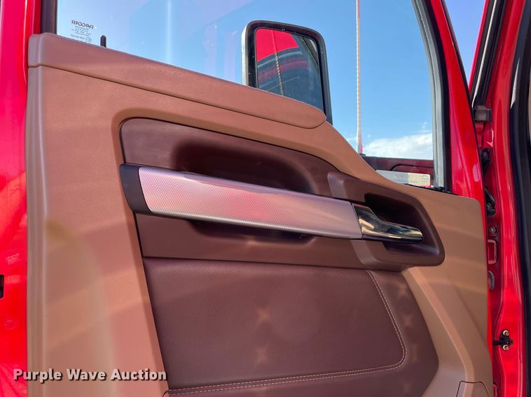 image for item NA9680 2020 Kenworth T880  semi truck