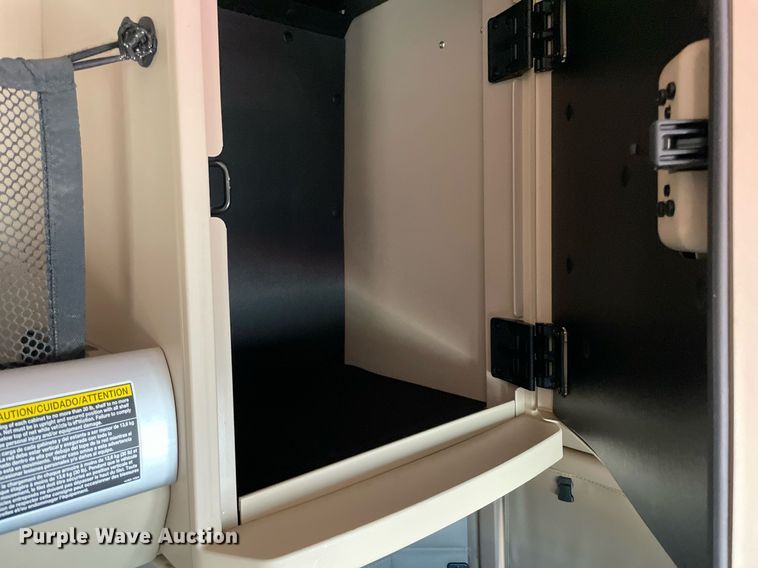 image for item NA9680 2020 Kenworth T880  semi truck